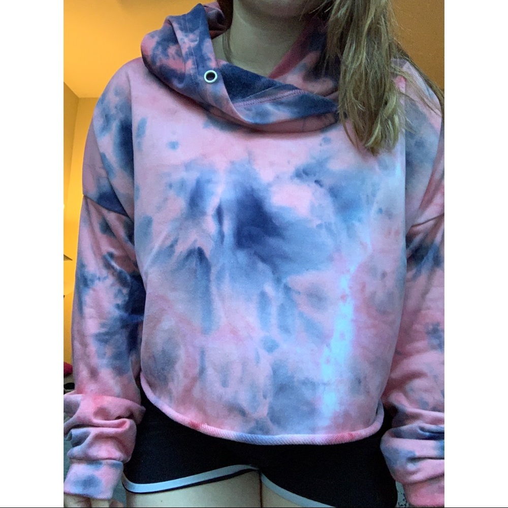 Cropped Hoodie